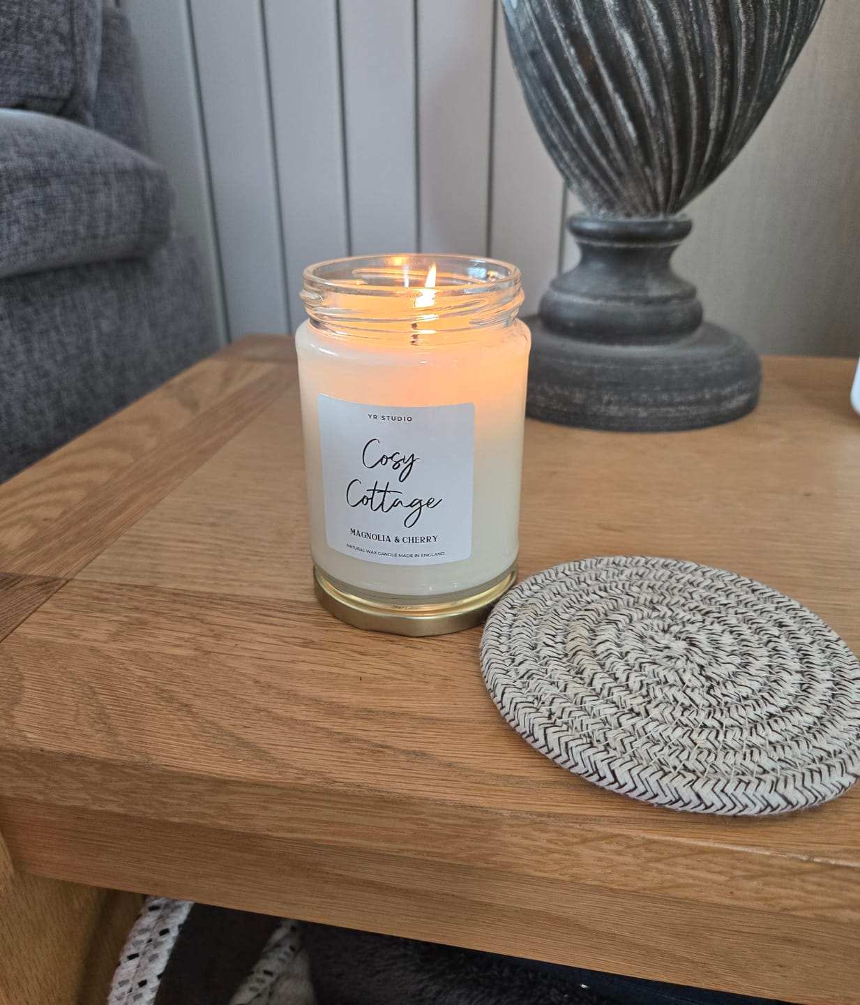 Customer photo review of "Cosy Cottage" Magnolia & Cherry Candle