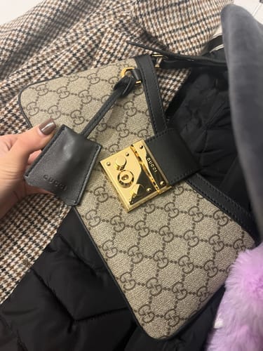 Customer photo review of GG PADLOCK SMALL 24 BEIGE CANVAS BLACK CALFSKIN