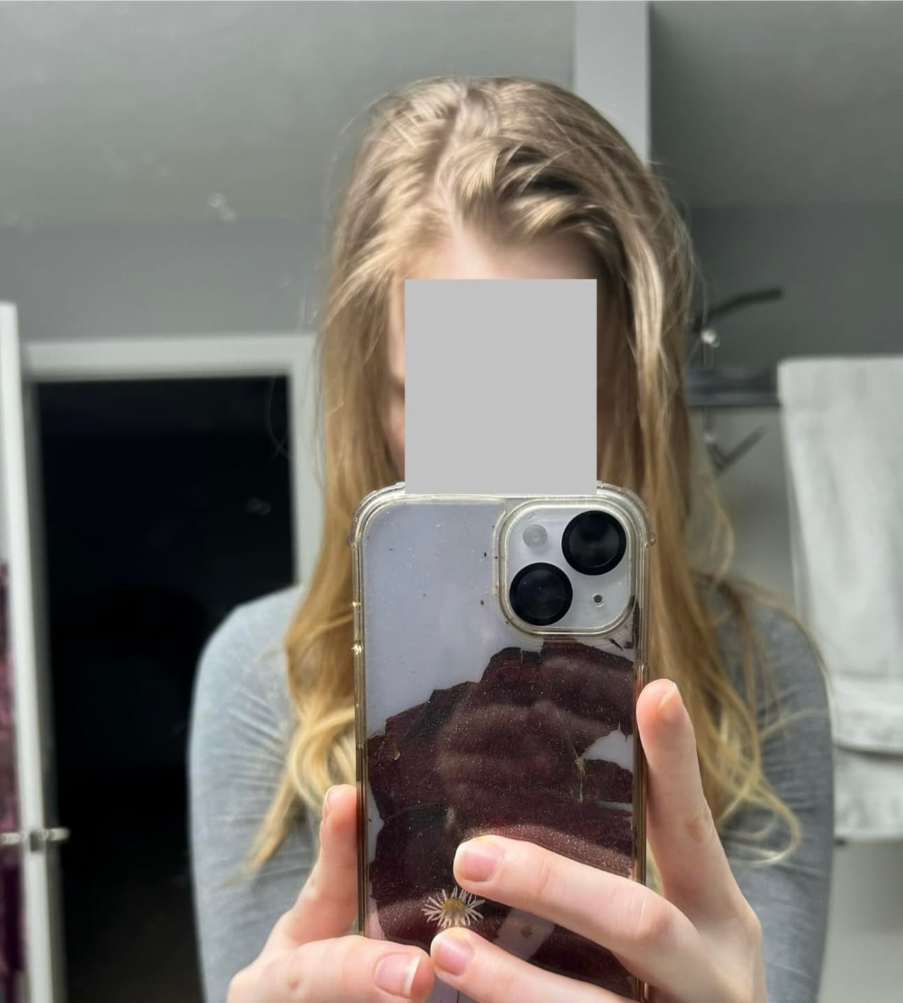 Customer photo review of Dry Shampoo Powder (Non-Aerosol Spray) | Natural & Organic Ingredients | Made in USA
