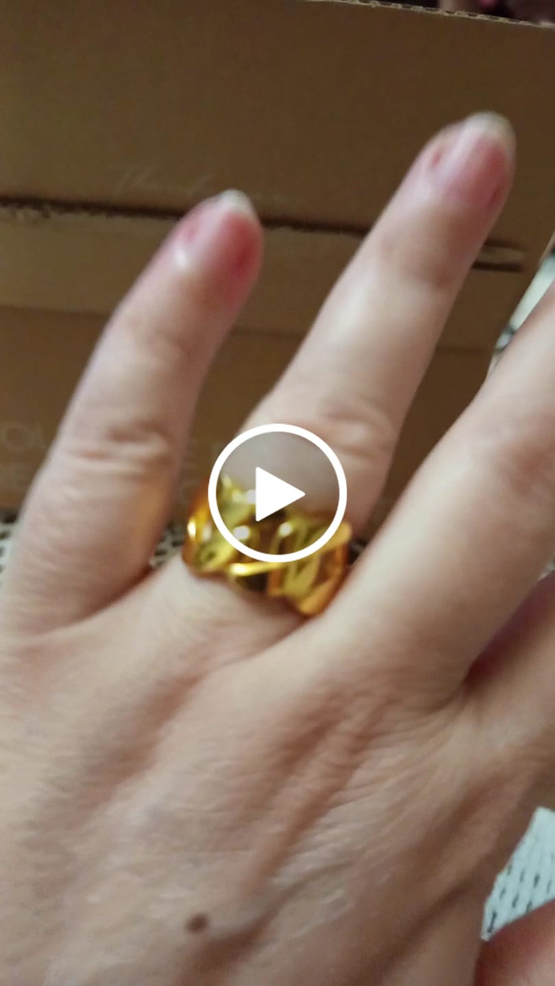 Customer video review of Anillo Eslabón