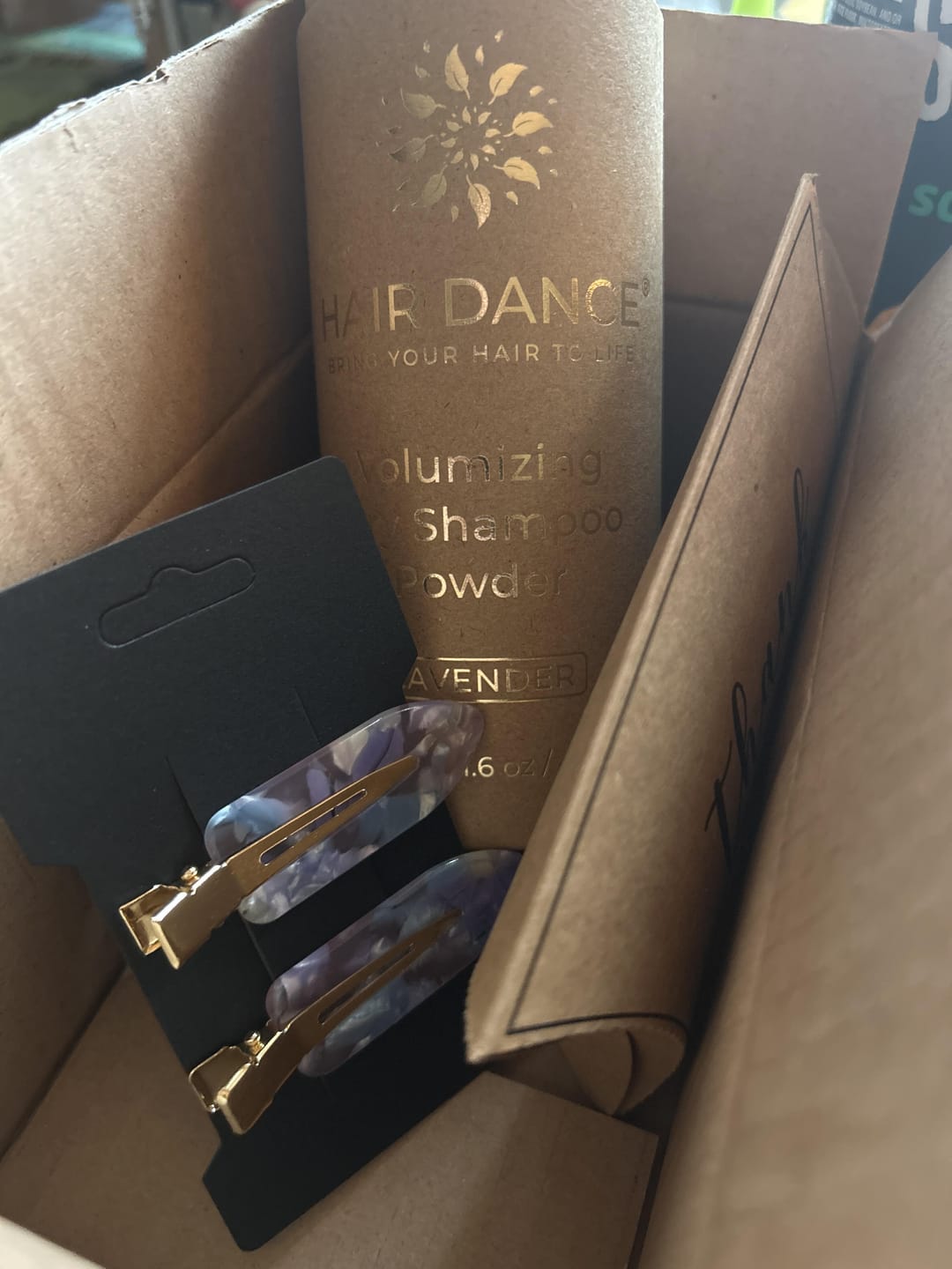 Customer photo review of Dry Shampoo Powder (Non-Aerosol Spray) | Natural & Organic Ingredients | Made in USA