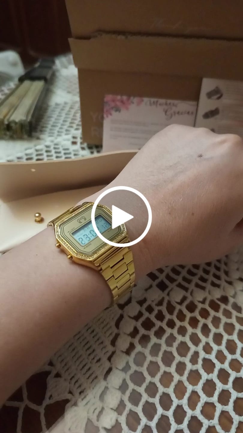 Customer video review of Reloj Digital Vintage Brillo ~ Oro