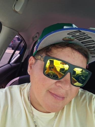 Customer photo review of Mis Raíces Gold