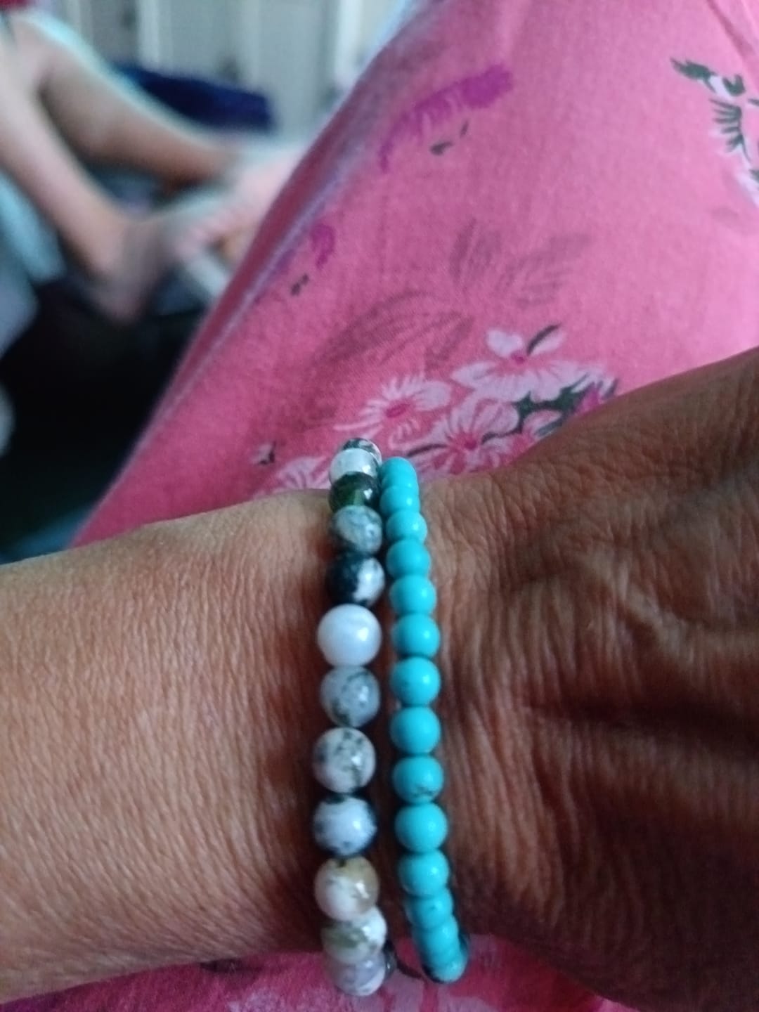 Customer photo review of Bracelet Fin en Pierres Naturelles de 4mm