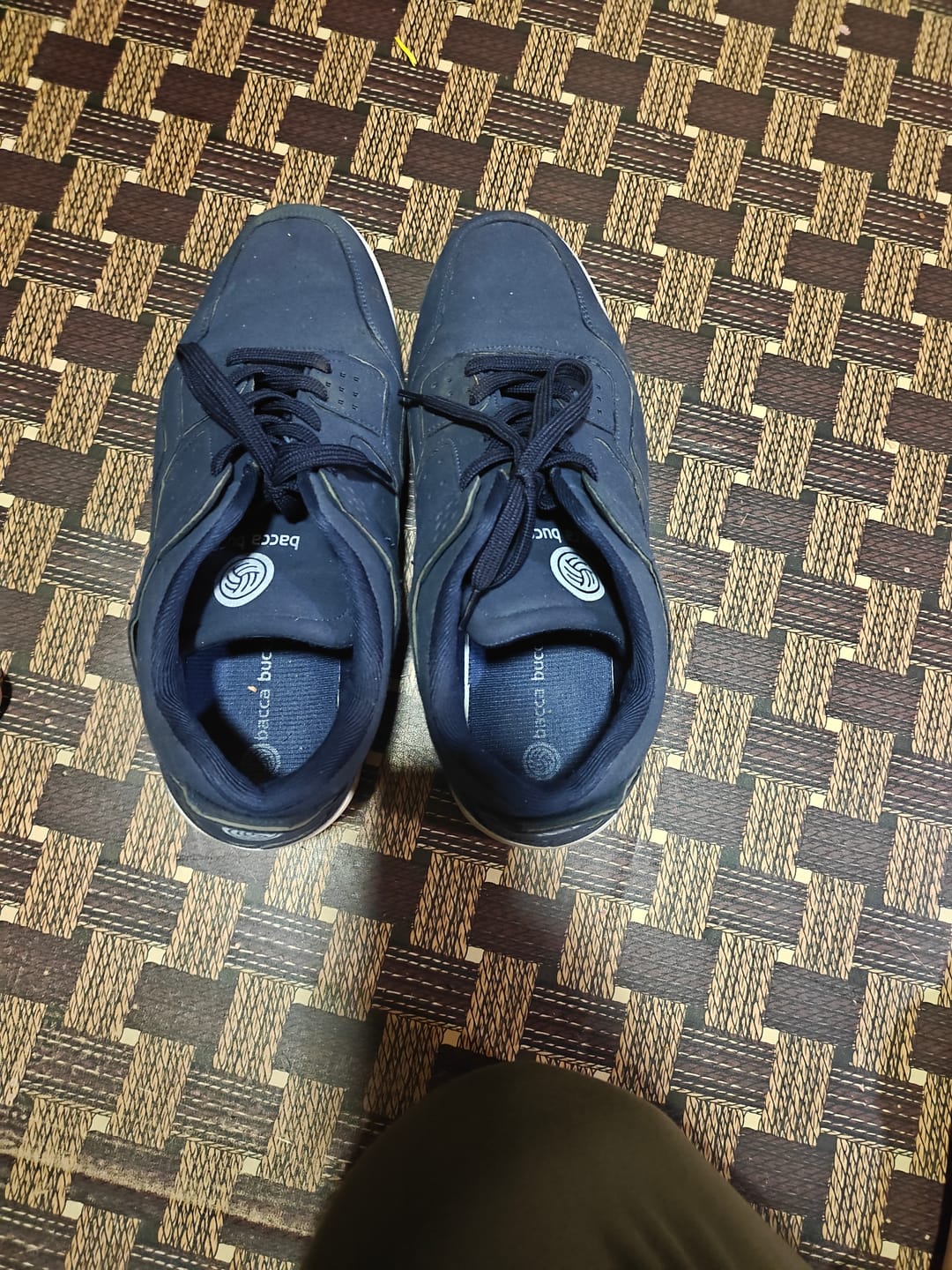 Customer photo review of Bacca Bucci ULTRAFORCE Mid-top Athletic-Inspired Casual Shoes