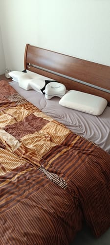 Avis photo d'un client sur Coussin papillon Cervicales Cellsius - Dormez paisiblement dans toutes les positions