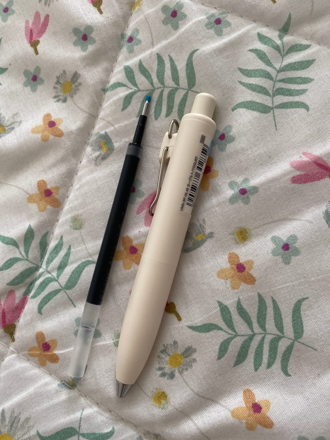 Customer photo review of Uni-ball One P - Bolígrafo Tinta Gel de Colores 0,5 mm