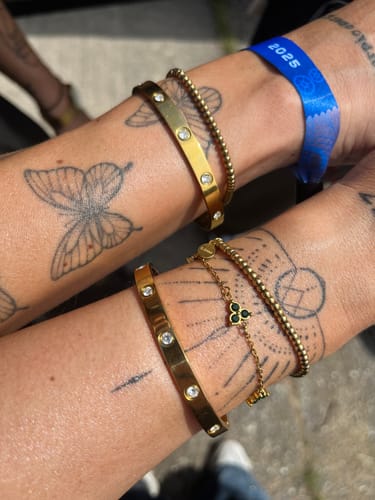 Customer photo review of Arianna Armreif | 18K vergoldet