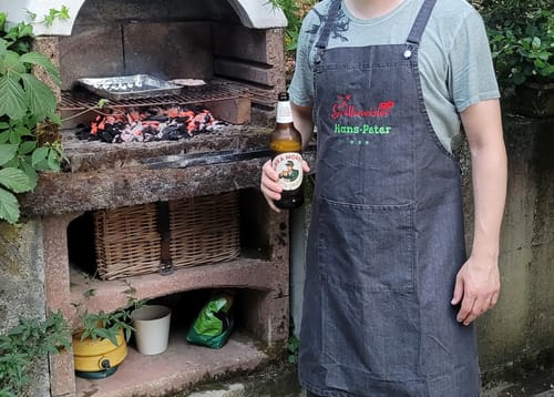 Customer photo review of Barista Latzschürze mit Namen und Motiv bestickt Kochschürze