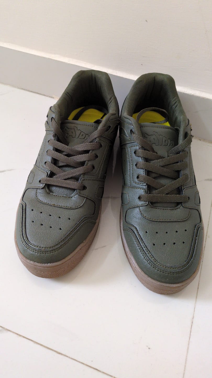 Customer photo review of ASTRID Hunter Green