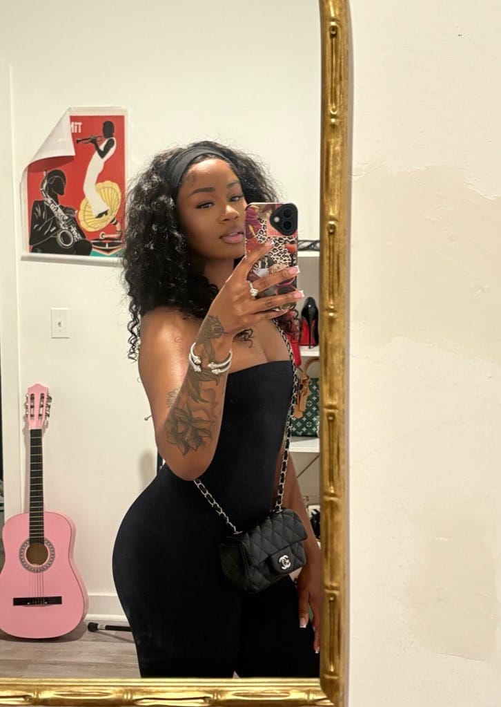 Customer photo review of DANIE CAPRI