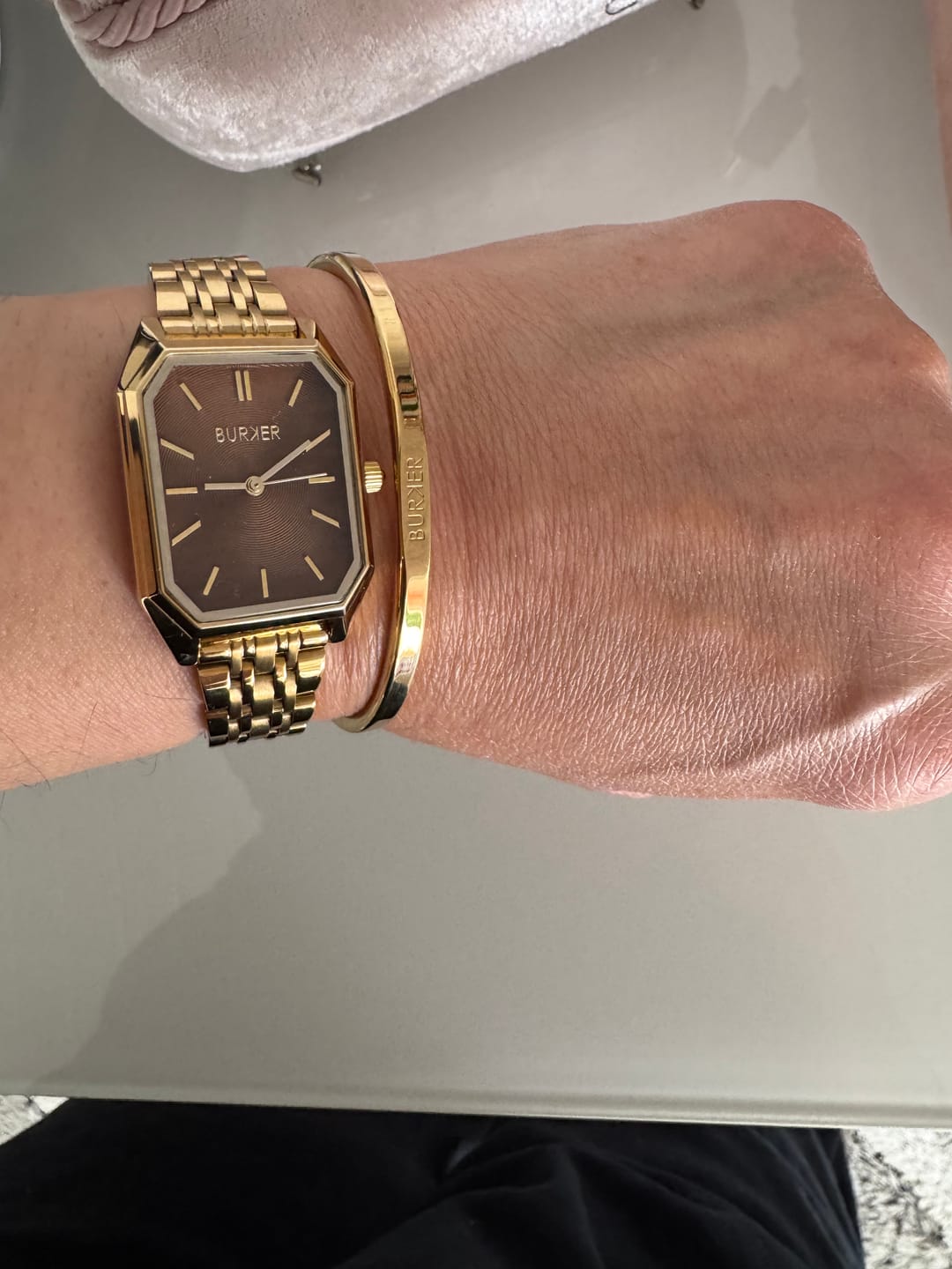 Customer photo review of Olivia Gold Black