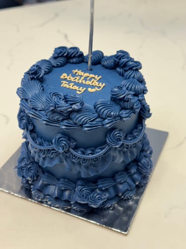 Customer photo review of mia mini cake