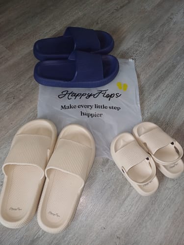 Customer photo review of HappyFlops