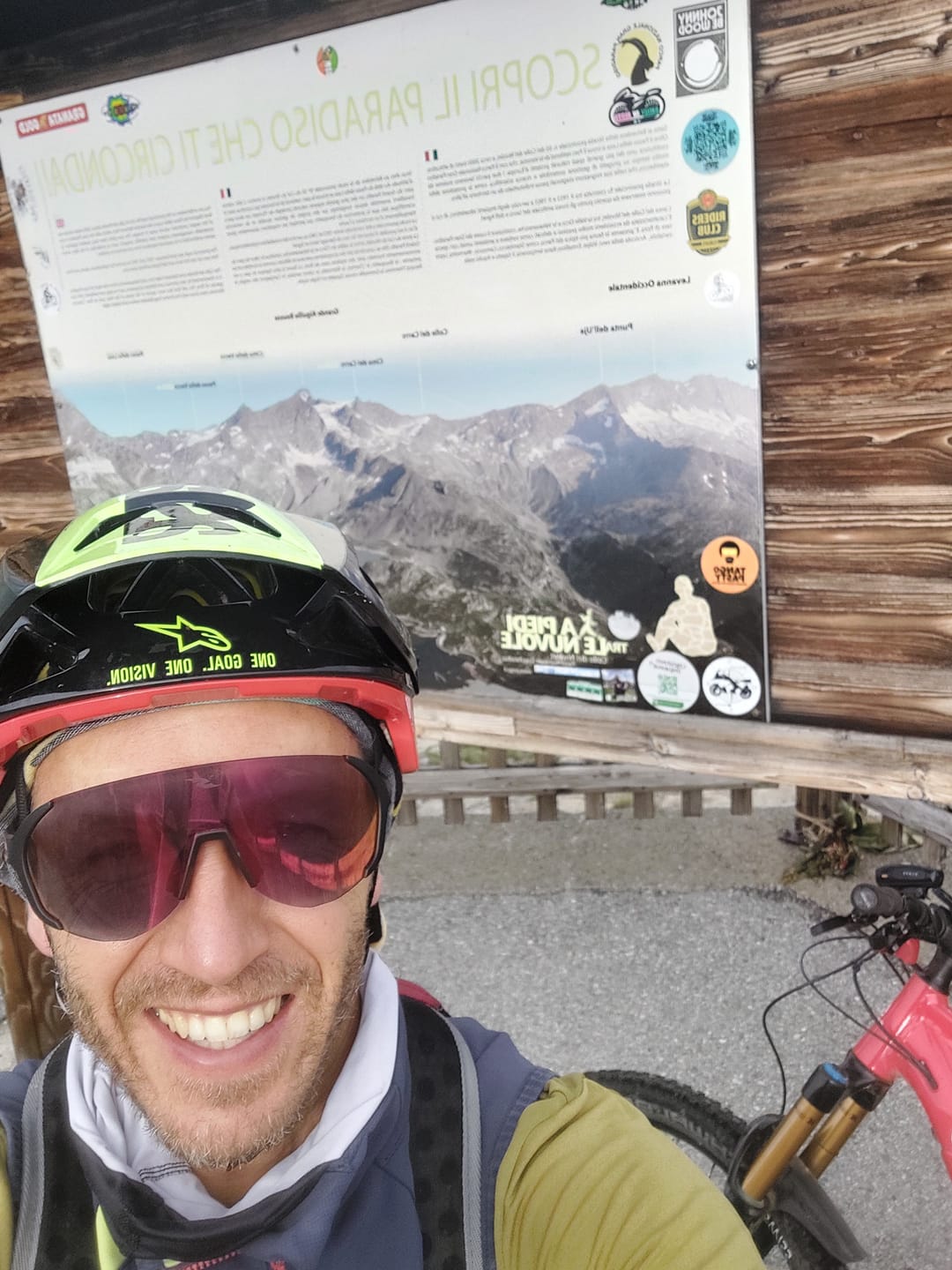 Customer photo review of Hyperion