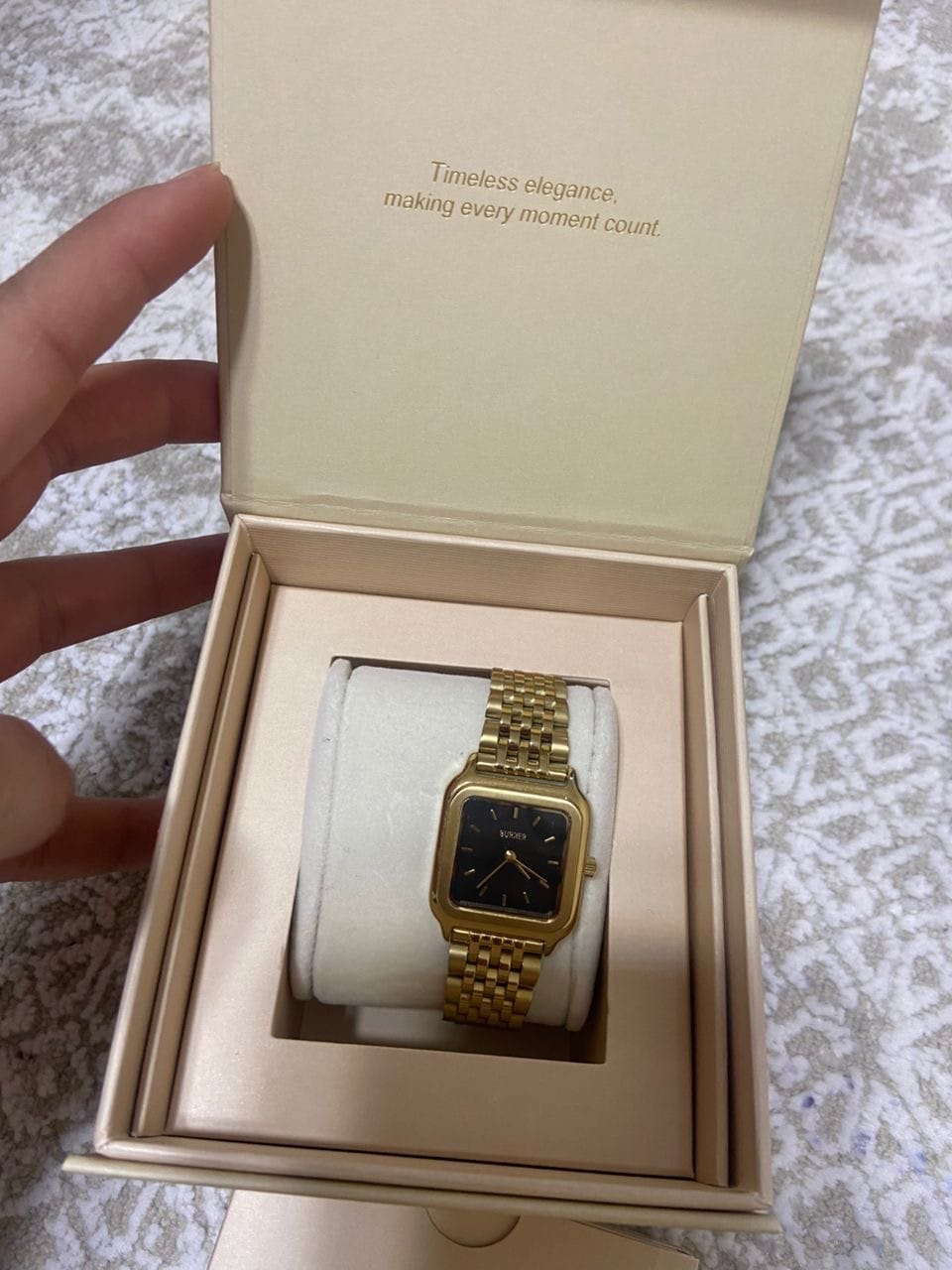 Customer photo review of Macy Gold Black