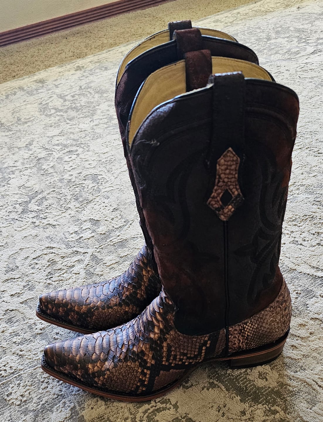 Customer photo review of Men's Exotic & Lamb Western Boots