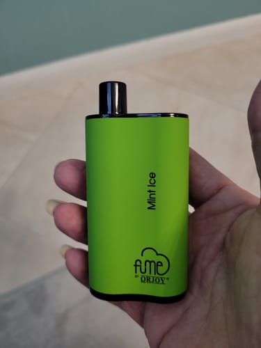 Customer photo review of Fume Infinity Plus 4500 Puffs