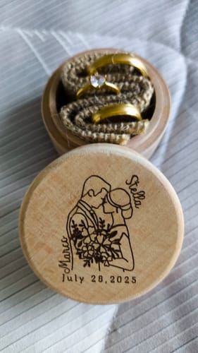 Customer photo review of Sant' Andrea Wedding Rings