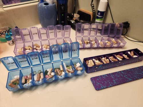 Customer photo review of Weekly AM-PM Vitamin Case 2.0