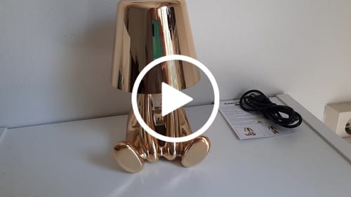 Customer video review of Bordslampa batteri - Thinkerlamp guld