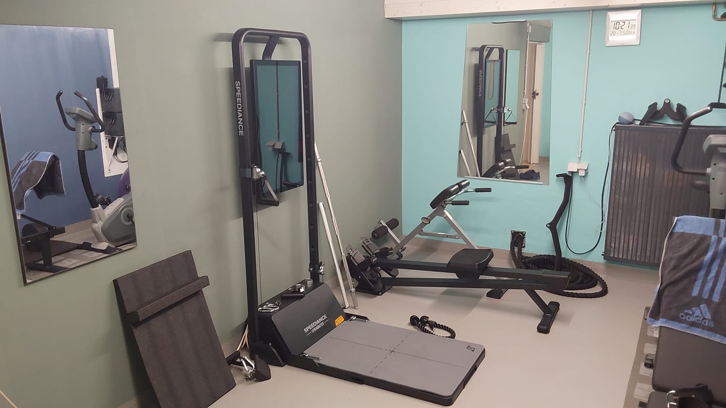 Customer photo review of Speediance Barbell Hooks