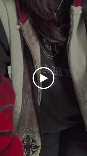 Customer video review of Genshin Zipper Hoodie II Preorder