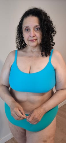 Customer photo review of Aqua Blue Rib Scoop Top final sale