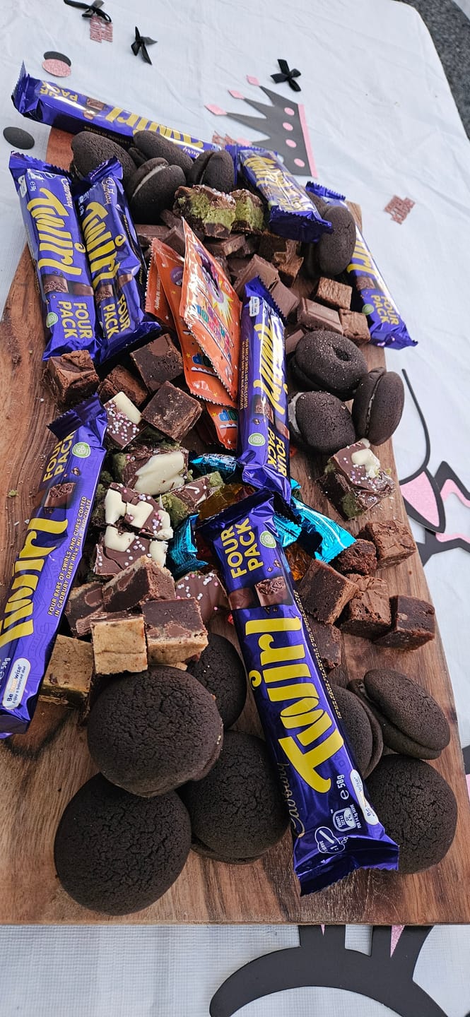 Customer photo review of Mega naked brownie