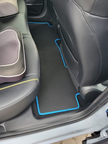 Customer photo review of Dywaniki samochodowe na zamówienie - Przód i tył