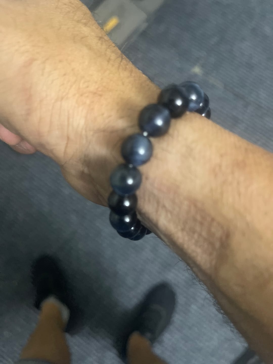 Customer photo review of Bracelet "Ange Gardien" en Oeil de Faucon