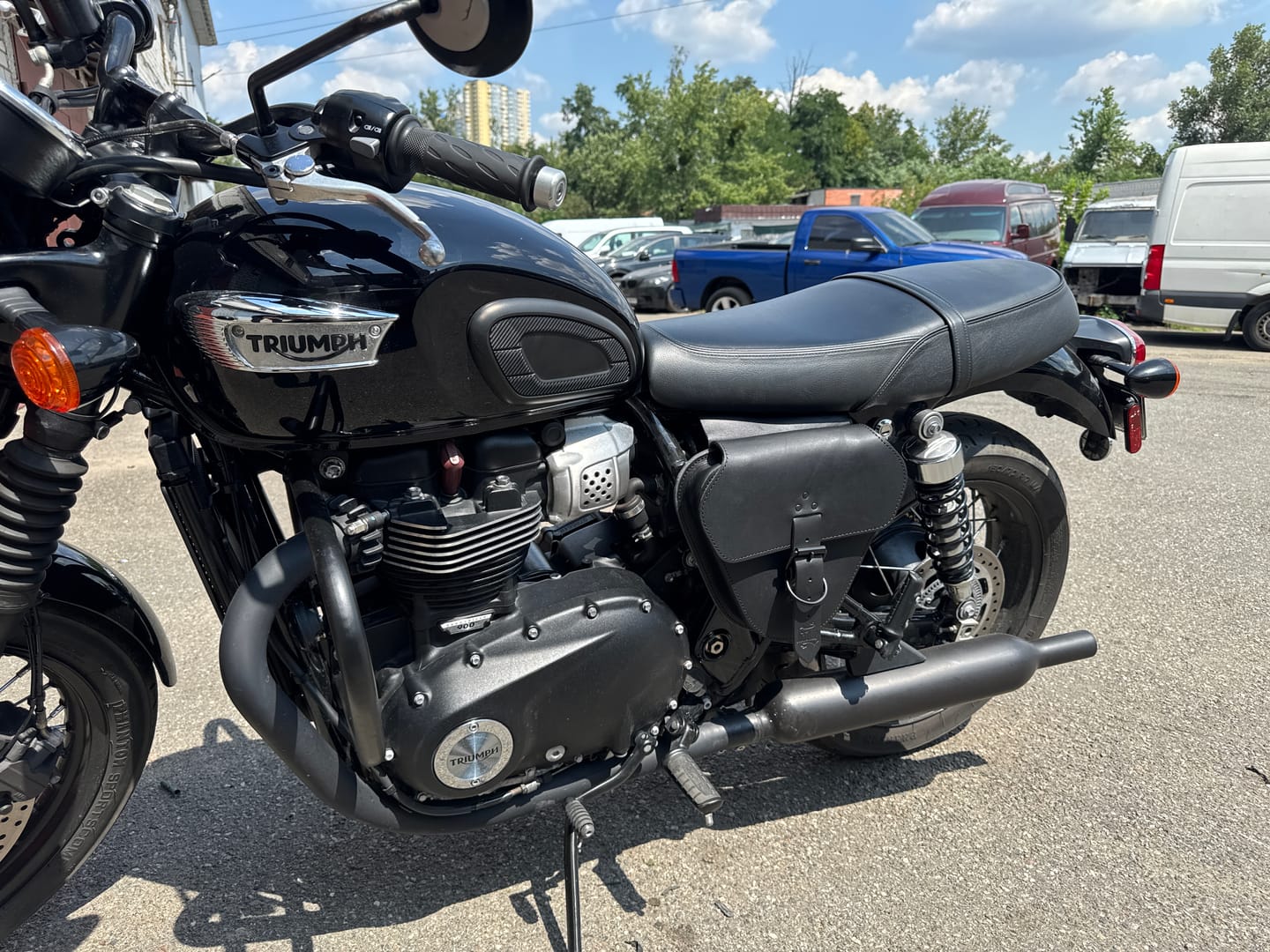 Customer photo review of Triumph Side Cover Solo Bag - TSB01