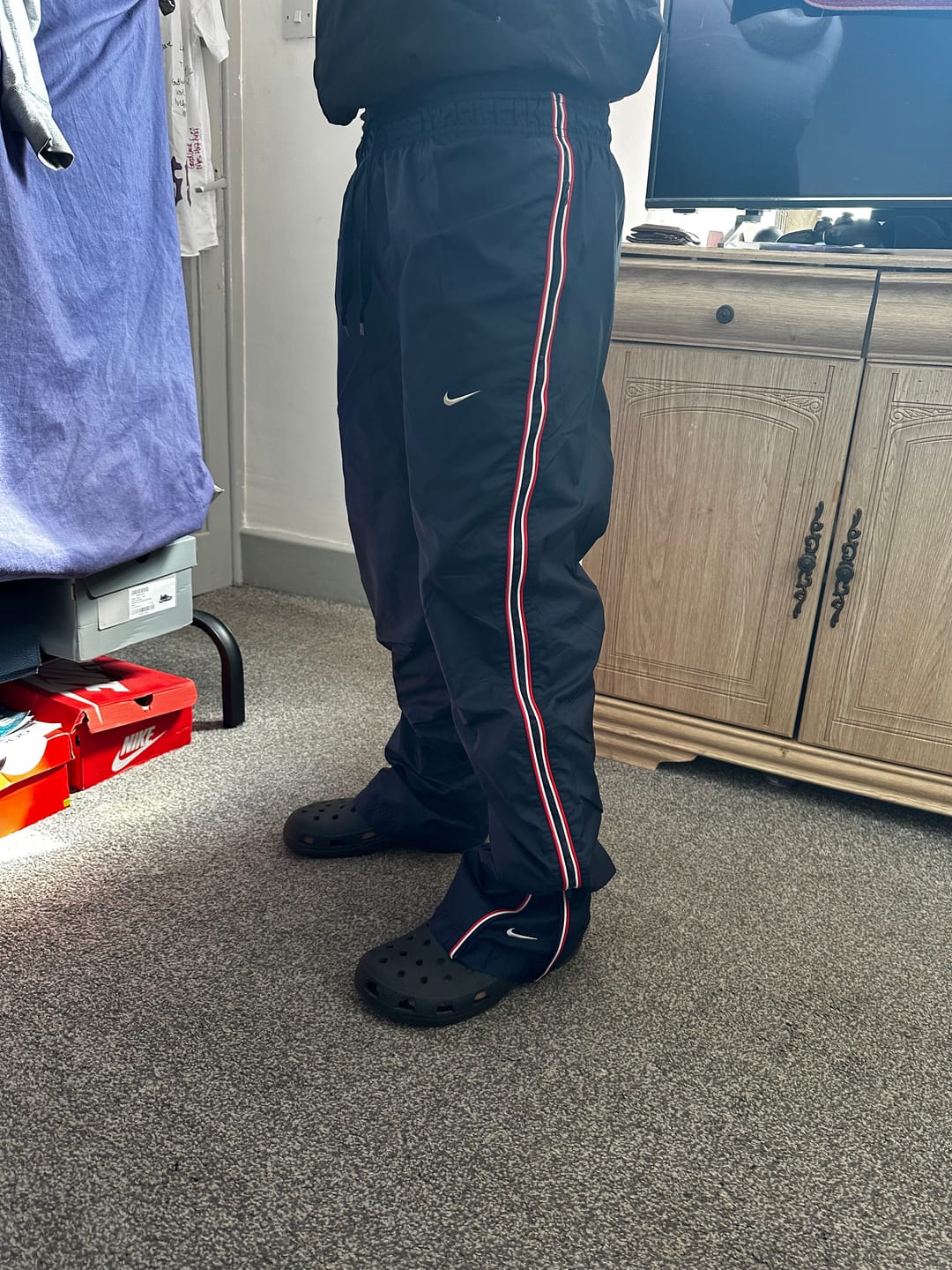 Customer photo review of SUPER RARE 00s Nike Trackpants Navy - (M)