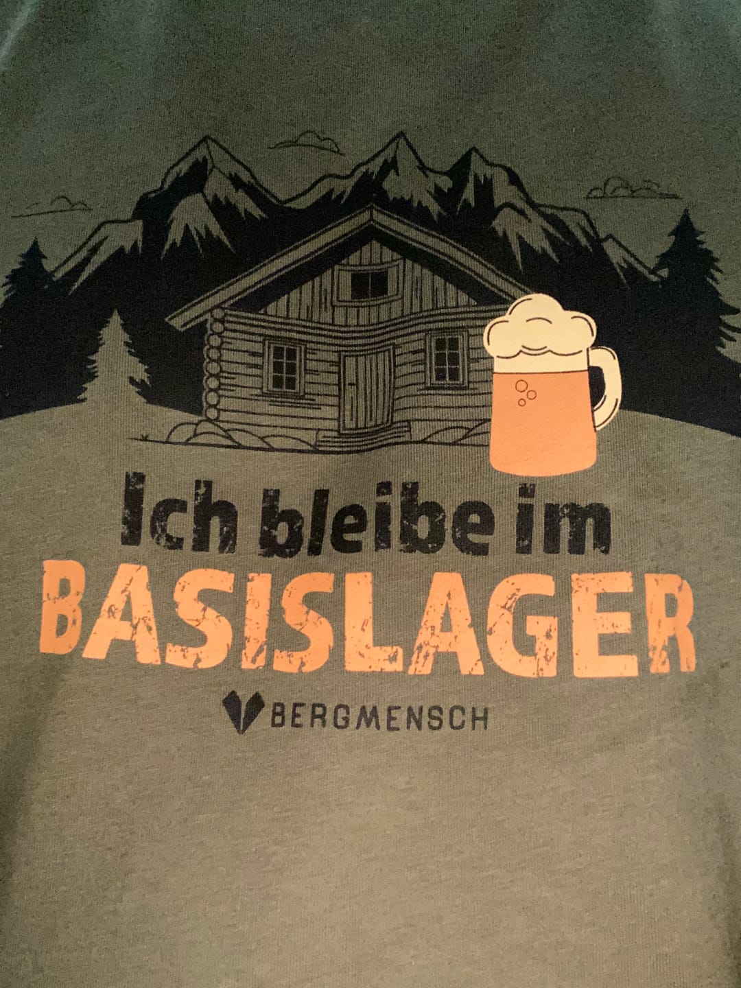 Customer photo review of Basislager - Unisex Premium Organic Shirt