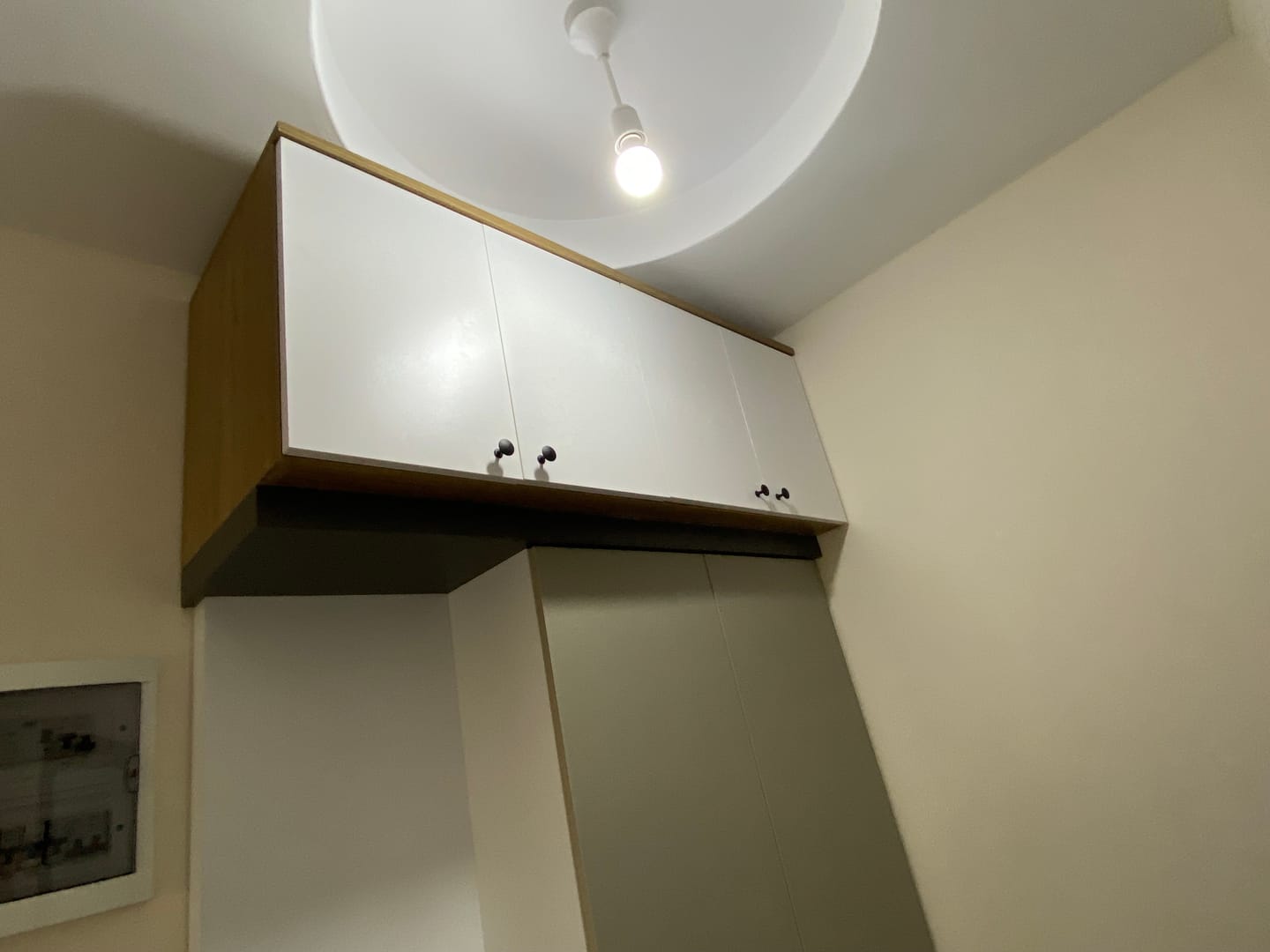 Customer photo review of Rani BA120 Gardırop Üst Modülü Çok Amaçlı Dolap Sepet Ceviz - Beyaz