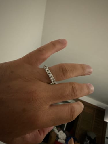 Customer photo review of 4mm VVS Certified Moissanite Eternity Ring