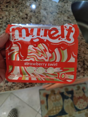Customer photo review of Mushroom Gummies