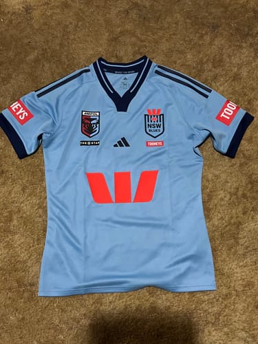 Customer photo review of 2025 NSW State of Origin Home Jersey