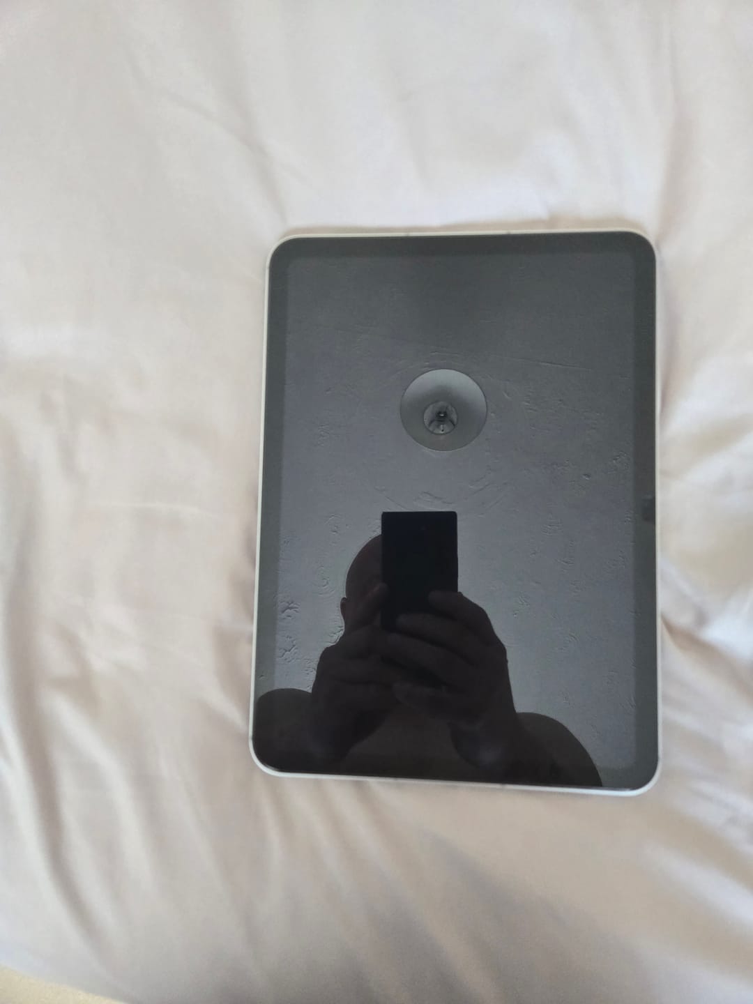 Customer photo review of Apple iPad 10th Gen (2022) 10.9-inch - Cellular