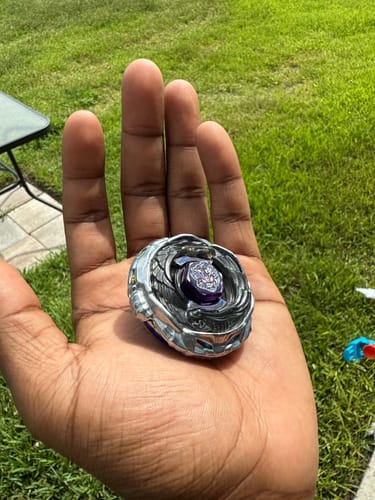 Customer photo review of Takara Tomy Diablo Nemesis Beyblade Metal Fury BB-122 X:D 4D - With Launcher