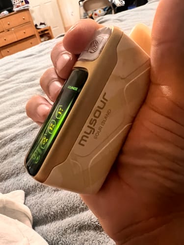Customer photo review of Adjust MySour 40K Disposable Vape (5%, 40000 Puffs)