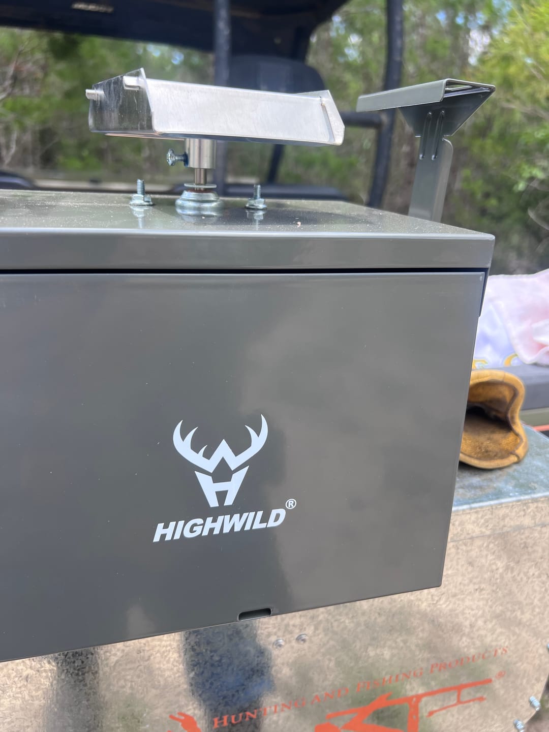 Customer photo review of 12V Metal Game Feeder Kit