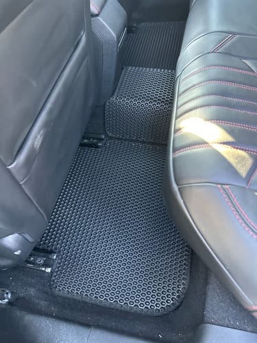 Customer photo review of Dywaniki samochodowe na zamówienie - Przód i tył