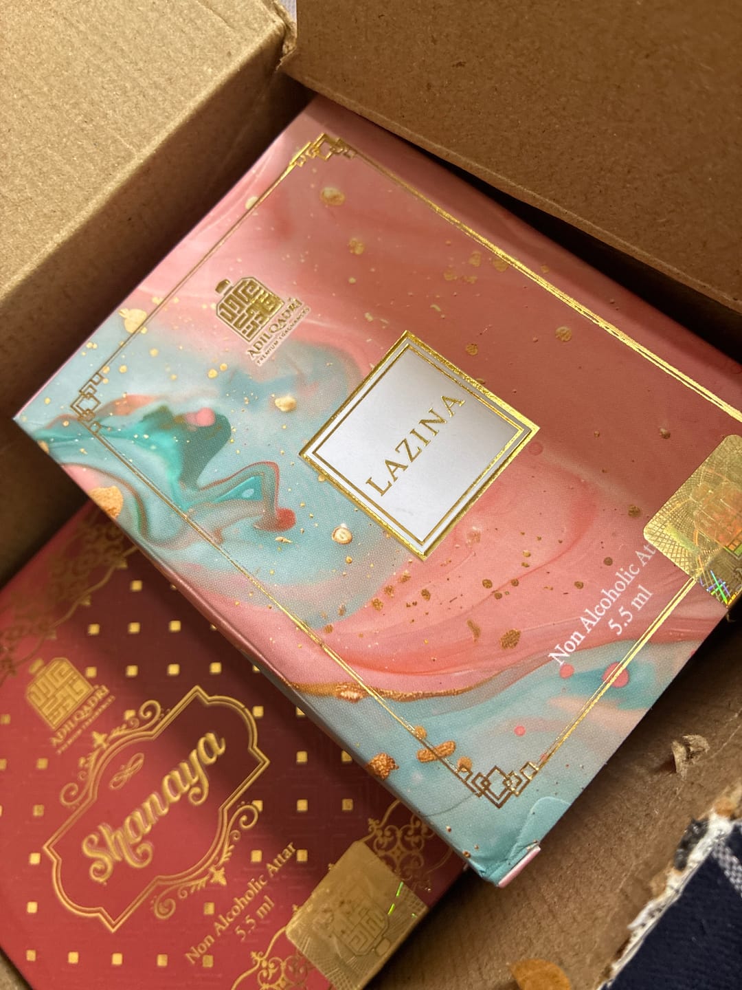 Customer photo review of Shanaya Gold Luxury Attar Perfume
