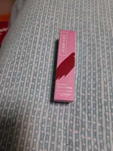 Customer photo review of Scarlet | Lip Gloss