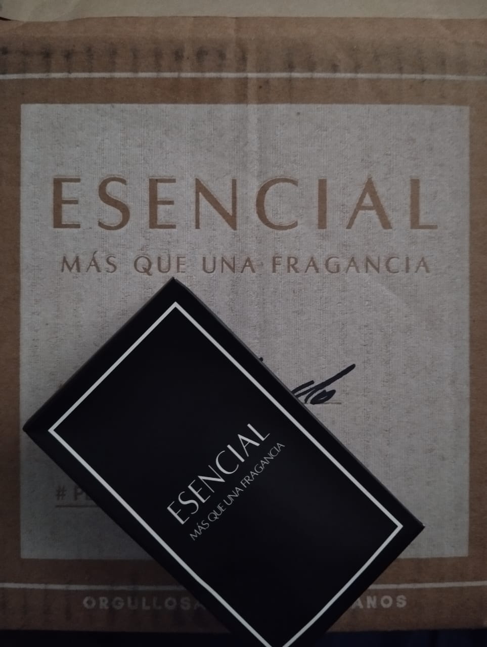 Customer photo review of H059 Inspirado en: 212 Vip Black - Carolina Herrera