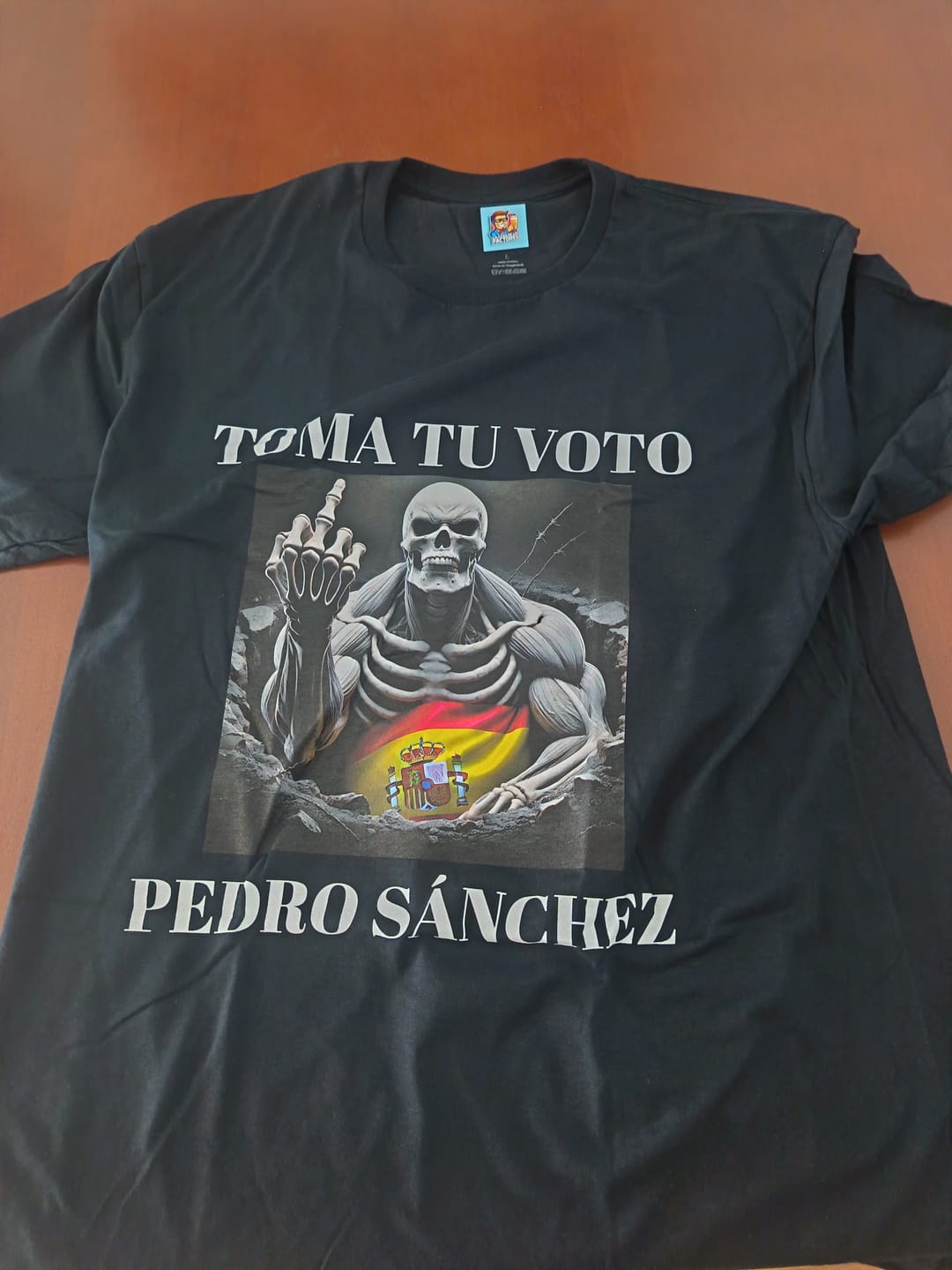 Customer photo review of Toma tu voto Pedro Sánchez (unidades limitadas)