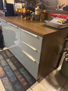 Customer photo review of Gabinete Bajo para Fregadero 120 cm 2 Puertas 3 Cajones (Con Encimera) Lux Marrón/Gris