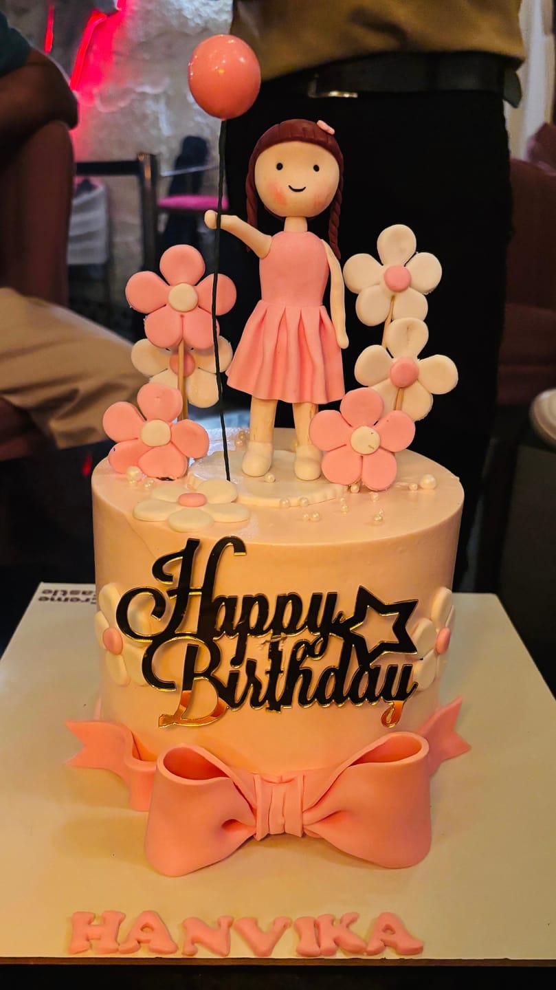 Customer photo review of Floral Girl Cake