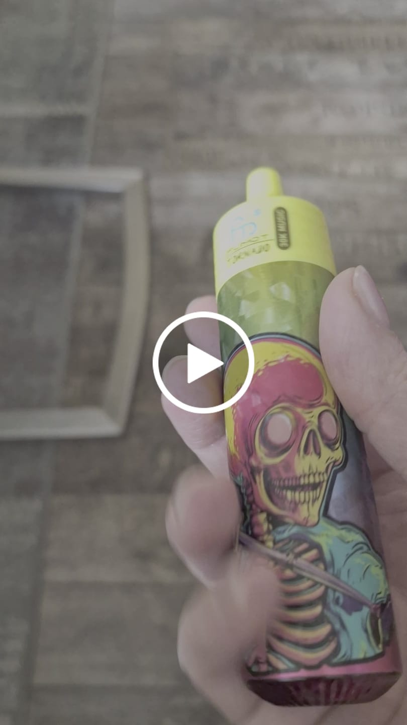 Customer video review of RandM Tornado 30000
